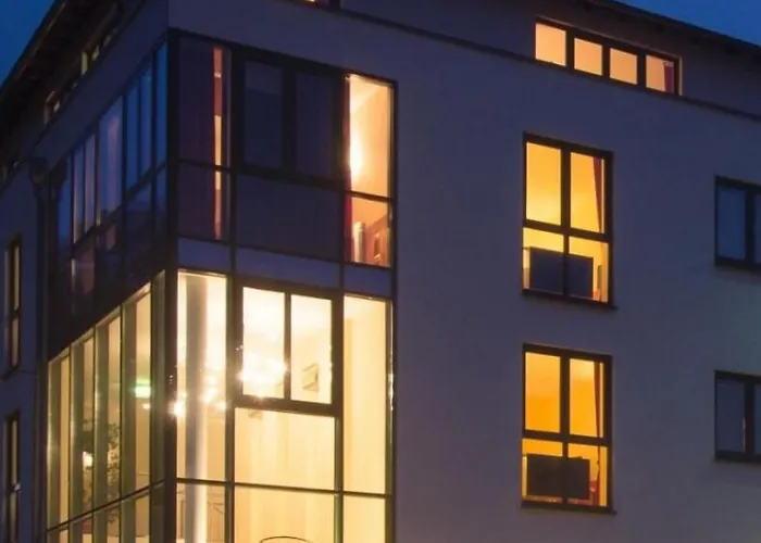Otel Burgblick, Bei