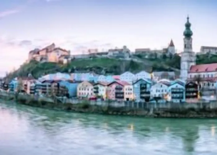 Burgblick, Bei Otel 4*