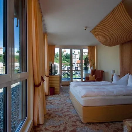 Burgblick Hotel