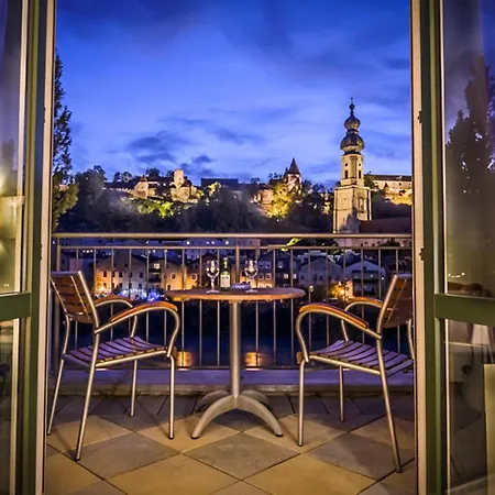 Szálloda Burgblick, Bei 4*