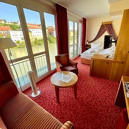 Burgblick Hotel