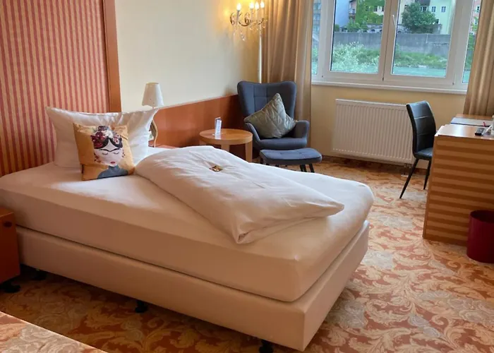 Burgblick, Bei Hotel 4*
